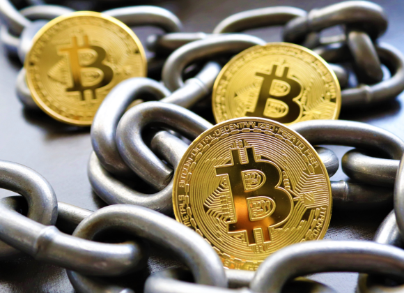 How Blockchain is Revolutionizing Industries with Real-World Applications Untitled design 78